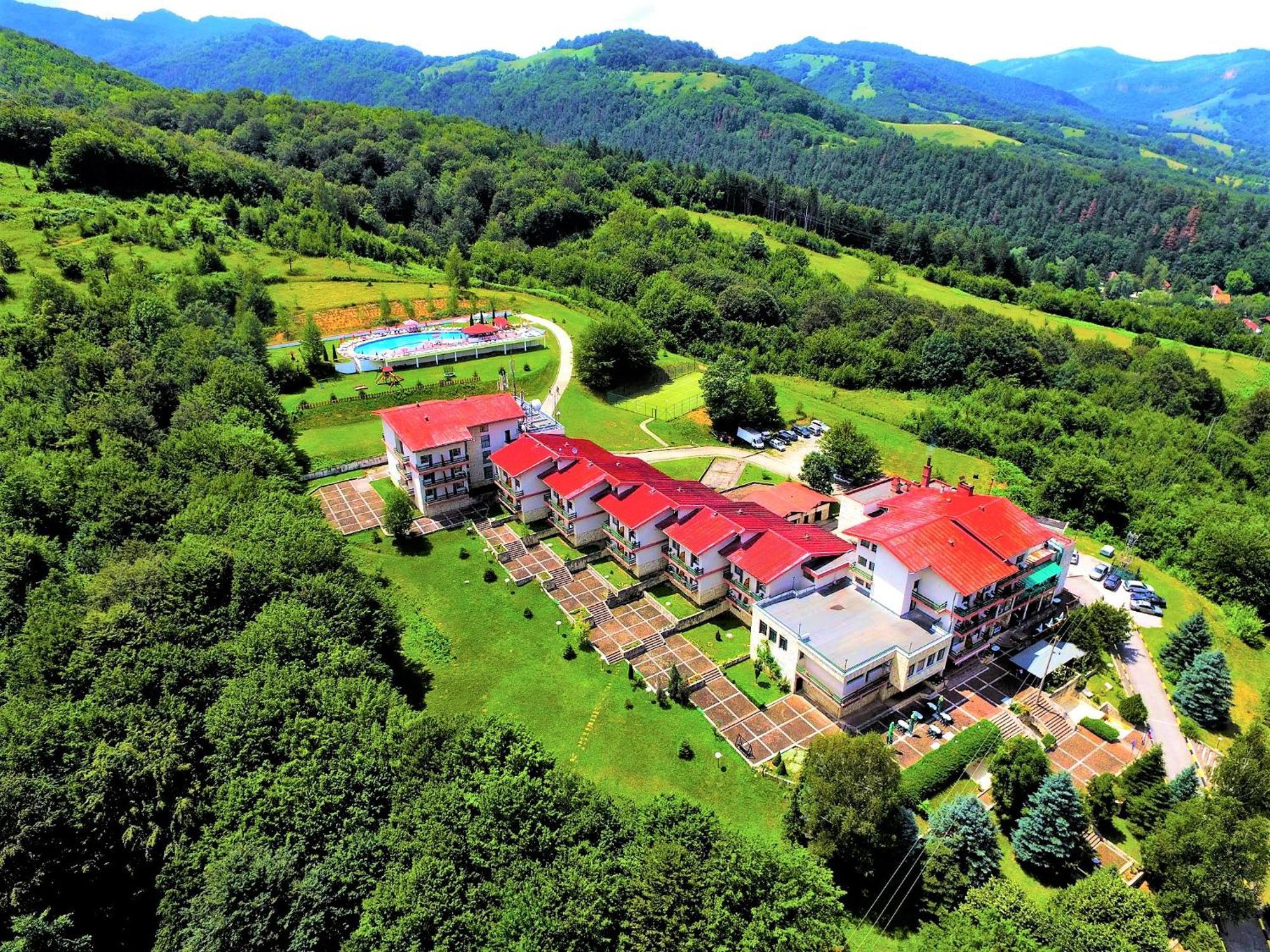 Park Hotel Ribaritsa Exterior photo