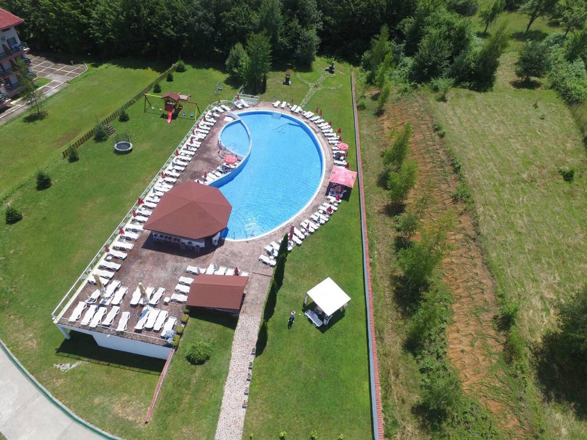 Park Hotel Ribaritsa Exterior photo